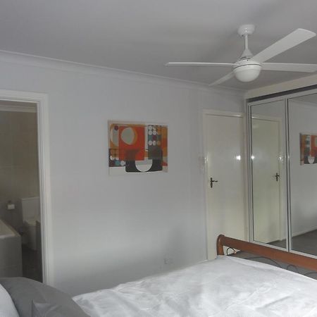 Prime Location & Spacious Аделаида Экстерьер фото